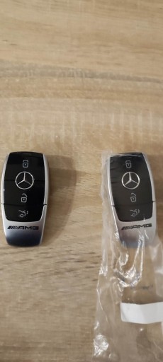 Zdjęcie oferty: Kluczyk Mercedes w222 a222 AMG nowy