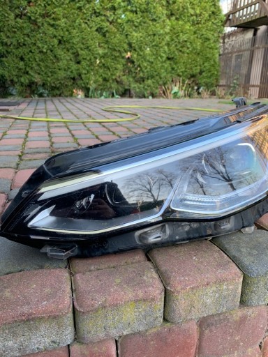 Zdjęcie oferty: Lewa Lampa FULL LED  VW GOLF VIII