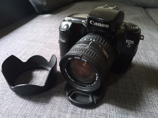 Zdjęcie oferty: Canon EOS 5 + obiektyw 28-105 + torba + gratisy
