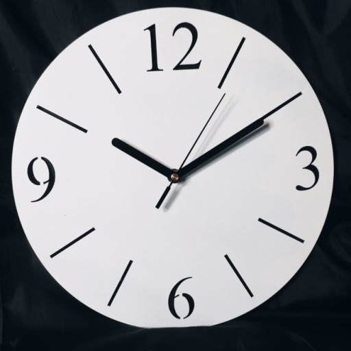 Zdjęcie oferty: Nowoczesny zegar ścienny metalowy Quartz 30cm 