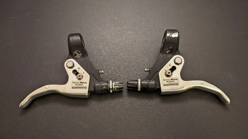 Zdjęcie oferty: Klamki dźwignie Shimano BL-M600 V-brake retro 