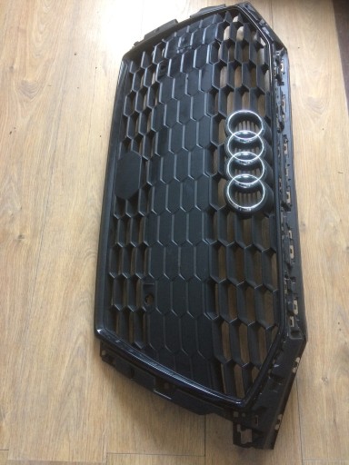 Zdjęcie oferty: Atrapa grill Audi A3 S-line8Y0 2020-