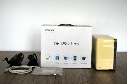 Zdjęcie oferty: Serwer Synology DS212J dwudyskowy + Seagate 1TB