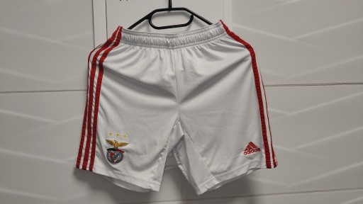 Zdjęcie oferty: Spodenki Adidas r. 11-12 lat 152 cm Benfica