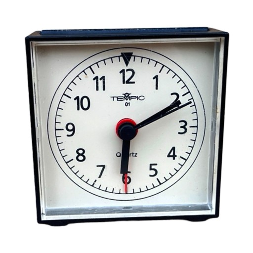 Zdjęcie oferty: Czarny budzik Tempic w stylu modern, Niemcy lata 70.