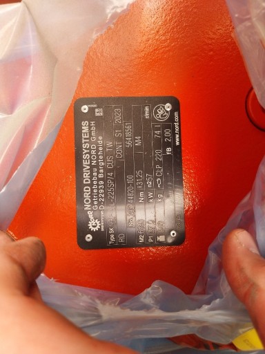 Zdjęcie oferty: Motoreduktor SK93F VL-225SP/4 CUS TF RD