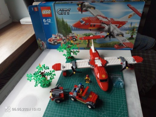 Zdjęcie oferty: Lego 4209 samolot strażacki komplet z pudełkiem