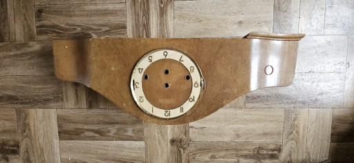 Zdjęcie oferty: Zegar przedwojenny sama obudowa