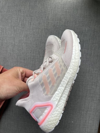 Zdjęcie oferty: Adidas Ultraboost 36 2/3 nowe