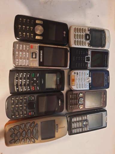 Zdjęcie oferty: zestaw telefonów 