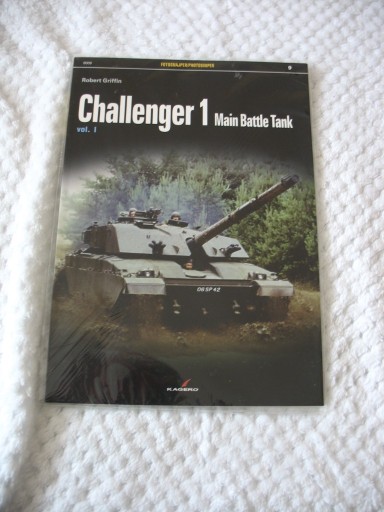 Zdjęcie oferty: czołg Challenger 1 vol I FOLIA