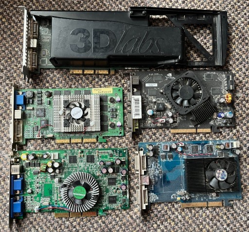 Zdjęcie oferty: STARE KARTY GRAFICZNE KOLEKCJONERSKIE NIESPRAWNE ZESTAW 8