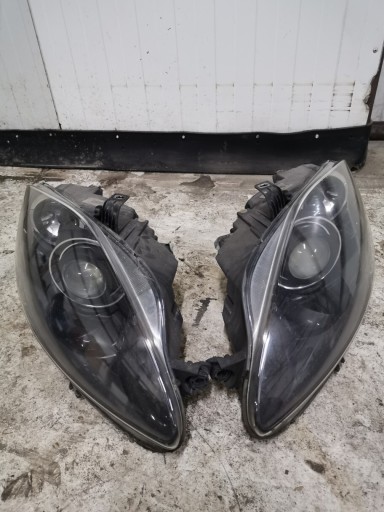 Zdjęcie oferty: Lampy przód seat leon 2 bixenon