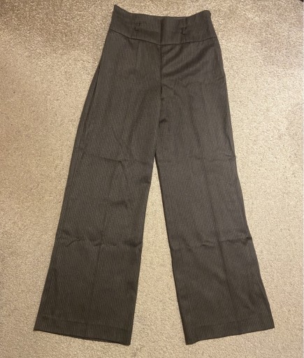 Zdjęcie oferty: Vintage szerokie spodnie Monnari