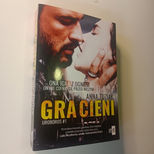 Zdjęcie oferty: Anna Tuziak - Gra cieni