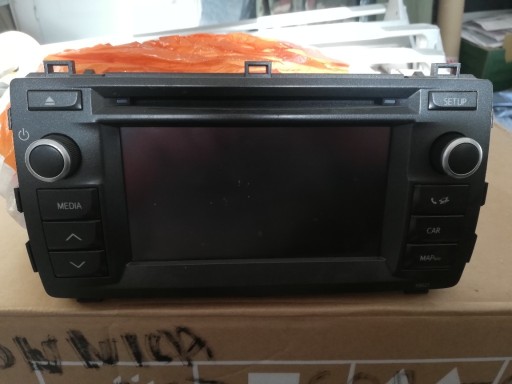 Zdjęcie oferty: Toyota Auris II radioodtwarzacz monitor 