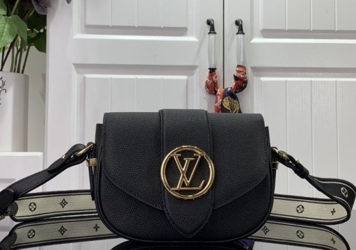 Zdjęcie oferty: Czarna torebka firmy Louis Vuitton