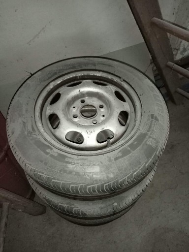 Zdjęcie oferty: Opony 165/70 r13