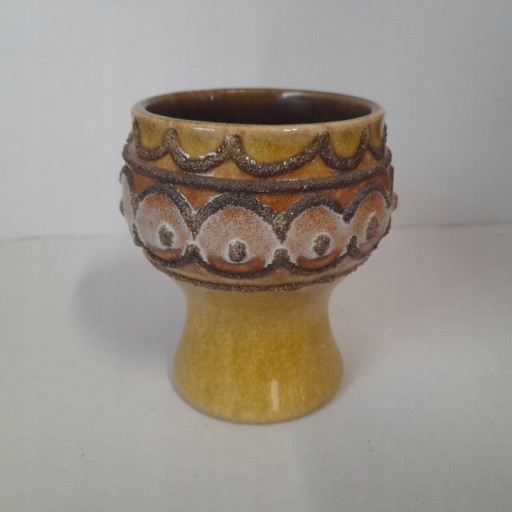 Zdjęcie oferty: Wazonik ceramiczny z ładnym wzorem