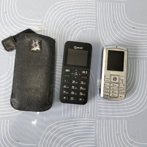 Zdjęcie oferty: Stare telefony 2 sztuki za 15zł