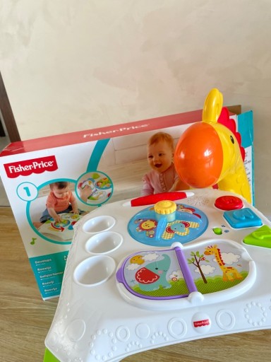 Zdjęcie oferty: Fisher Price, Wesoły stoliczek żyrafki 