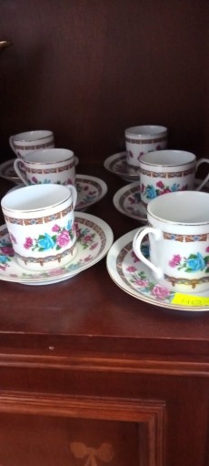 Zdjęcie oferty: Filiżanki do espresso z cienkiej porcelany.