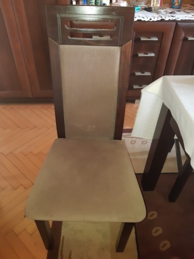Zdjęcie oferty: 6 krzeseł + stół