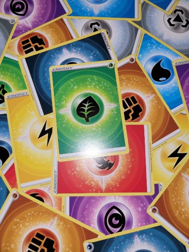 Zdjęcie oferty: Zestaw 30 kart energi Pokémon TCG