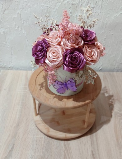 Zdjęcie oferty: Flowerbox wieczne róże Dzień Matki urodziny 