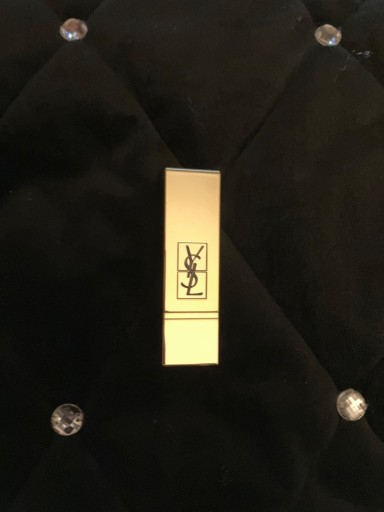 Zdjęcie oferty: Ysl mini rouge pur couture 09 Saint laurent 