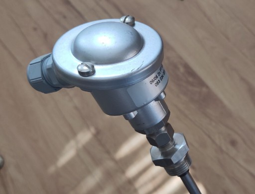 Zdjęcie oferty: 2x PT100 JUMO długość 220 mm średnica 8 mm 