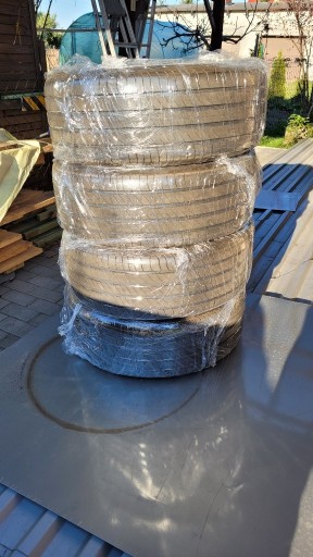 Zdjęcie oferty: Opony Michelin R19 235/50 z 042023