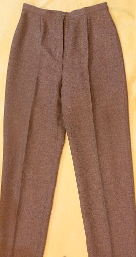 Zdjęcie oferty: eleganckie spodnie z kantem zima/wiosna/jesień