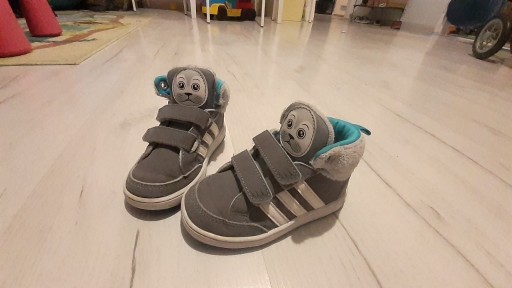 Zdjęcie oferty: Adidas Foka Neo, rozm 23