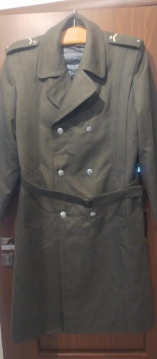 Zdjęcie oferty: Oficerski płaszcz wojskowy armii Czeskiej 