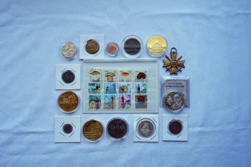 Zdjęcie oferty: przedmioty z kartonu po zbieraczu