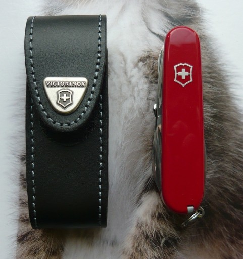 Zdjęcie oferty: Scyzoryk Victorinox explorer 1.6703 + etui