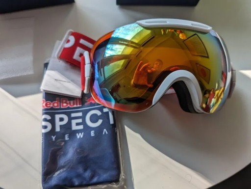 Zdjęcie oferty: Gogle narciarskie Red Bull Spect Slope 002