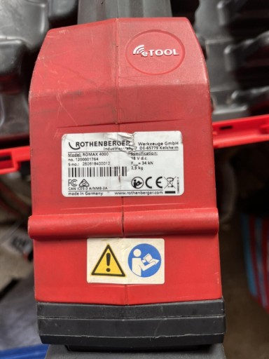 Zdjęcie oferty: Elektro-hydrauliczna zaciskarka 