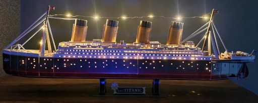 Zdjęcie oferty: Puzzle 3D - Titanic - oświetlenie led 