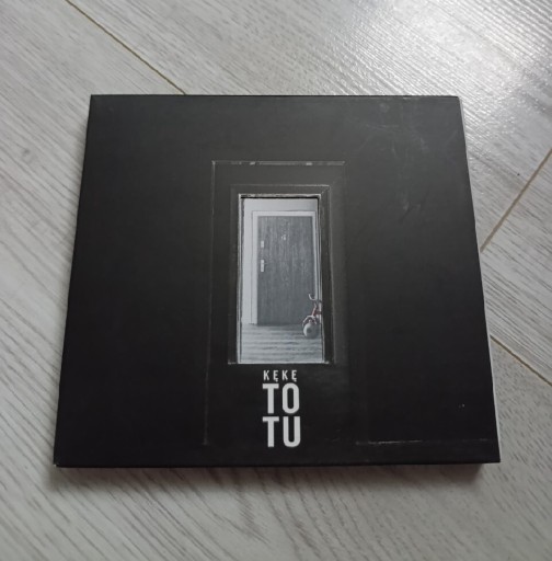 Zdjęcie oferty: KęKę - To tu, wydanie preorderowe.