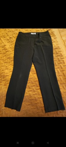 Zdjęcie oferty: Czarne eleganckie spodnie r.L