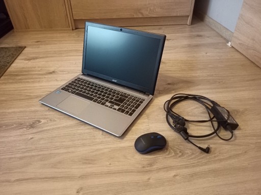 Zdjęcie oferty: Acer Aspire V5-571 i3 6GB Ram 240SSD