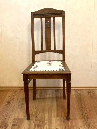 Zdjęcie oferty: krzesła dębowe stare po renowacji komplet antyk go