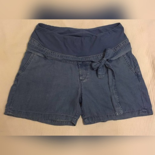 Zdjęcie oferty:  MAMA Szorty H&M z miękkiego denimu, rozmiar 42 