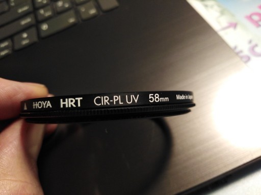 Zdjęcie oferty: Filtr polaryzacyjny UV Hoya HRT 58mm (CIR-PL UV)
