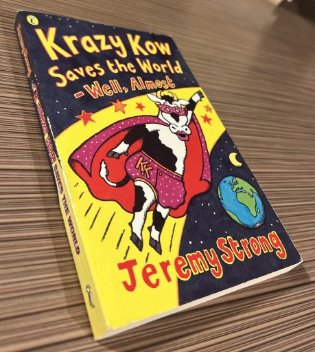 Zdjęcie oferty: Krazy Kow saves the world - Jeremy Strong