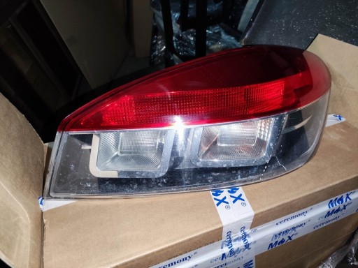 Zdjęcie oferty: Lampa prawy tył Megane 3 coupe