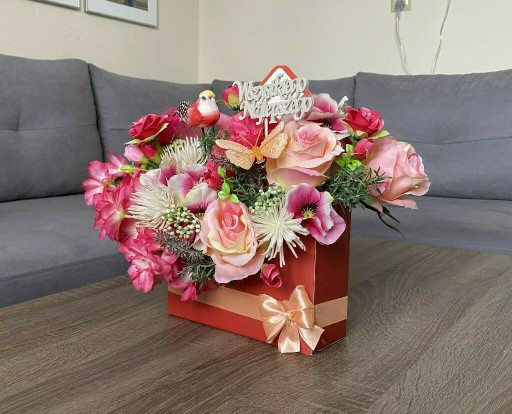 Zdjęcie oferty: Flower Box. Dekoracja domu. Kwiaty. Dzień Mamy