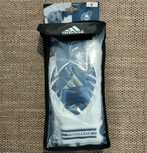 Zdjęcie oferty: Rękawice bramkarskie Adidas FS - 2003 - rozmiar 9